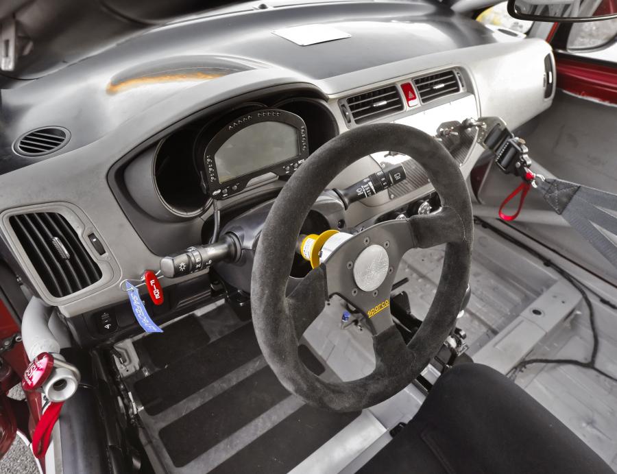  Kia Rio B-Spec Racer 2011 года  (фото 15 из 25)